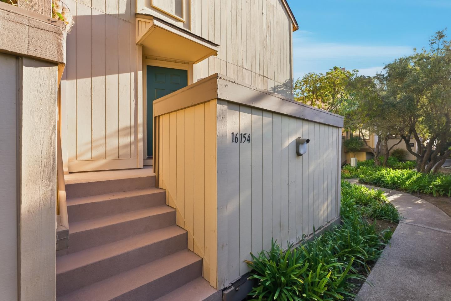 Detail Gallery Image 25 of 27 For 16154 Loretta Ln, Los Gatos,  CA 95032 - 2 Beds | 2/1 Baths