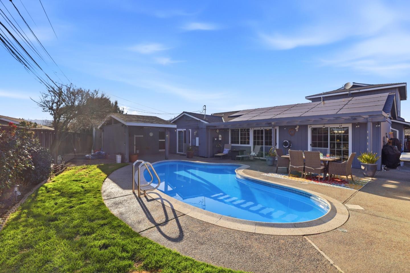 Detail Gallery Image 23 of 27 For 1959 Playa St, San Mateo,  CA 94403 - 3 Beds | 2 Baths