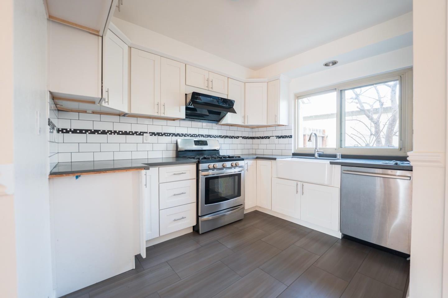 Photo #5: ML82032824 Listing: Photo #5