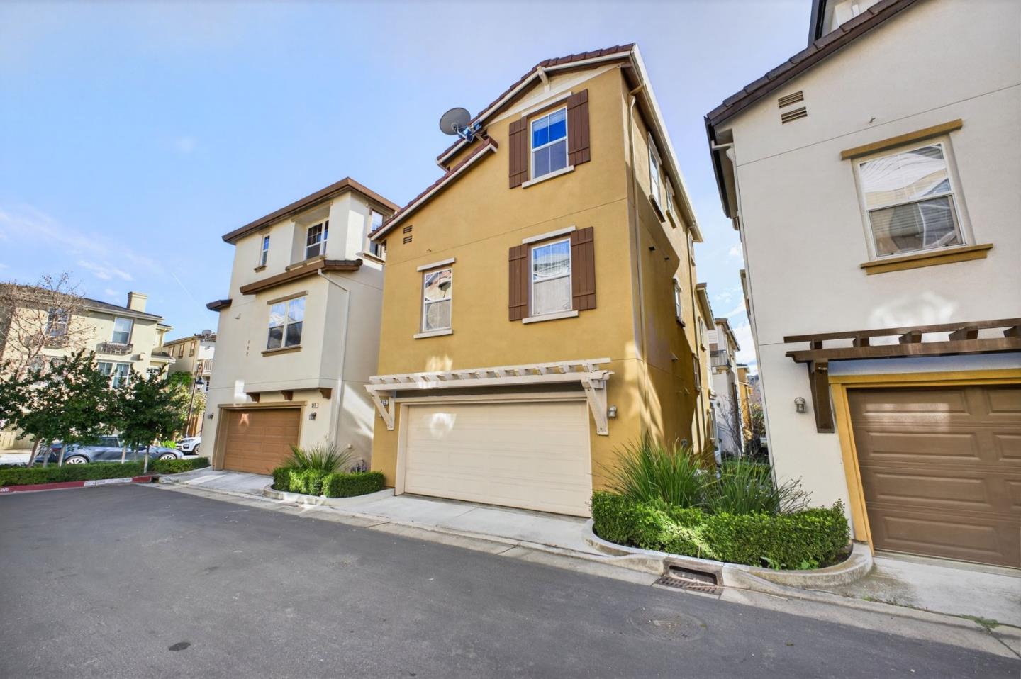 Detail Gallery Image 24 of 25 For 363 Bella Ridge Ter, San Jose,  CA 95125 - 3 Beds | 3 Baths