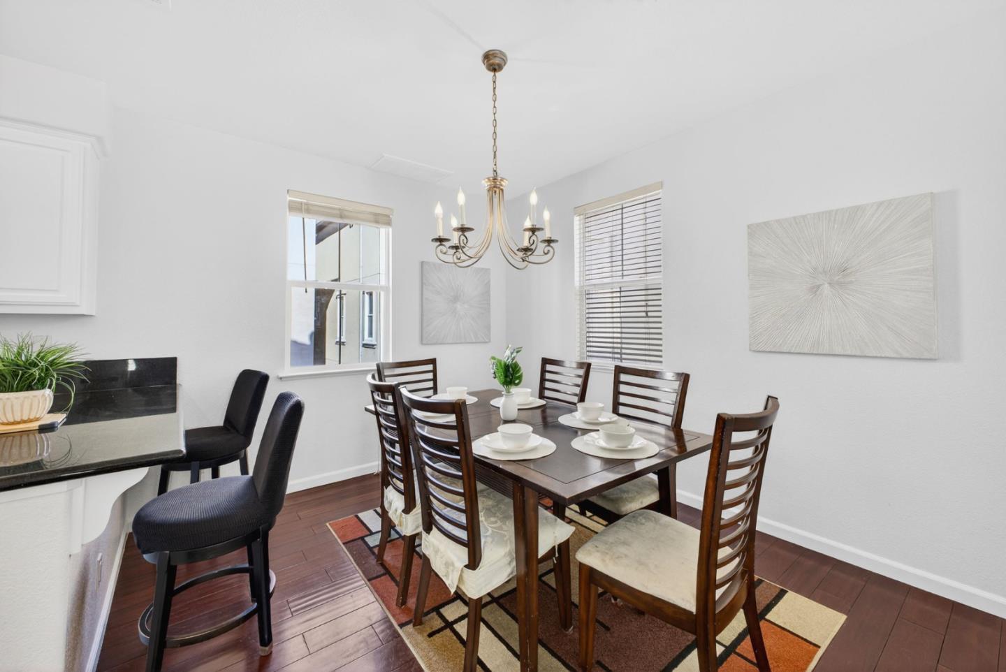 Detail Gallery Image 8 of 25 For 363 Bella Ridge Ter, San Jose,  CA 95125 - 3 Beds | 3 Baths