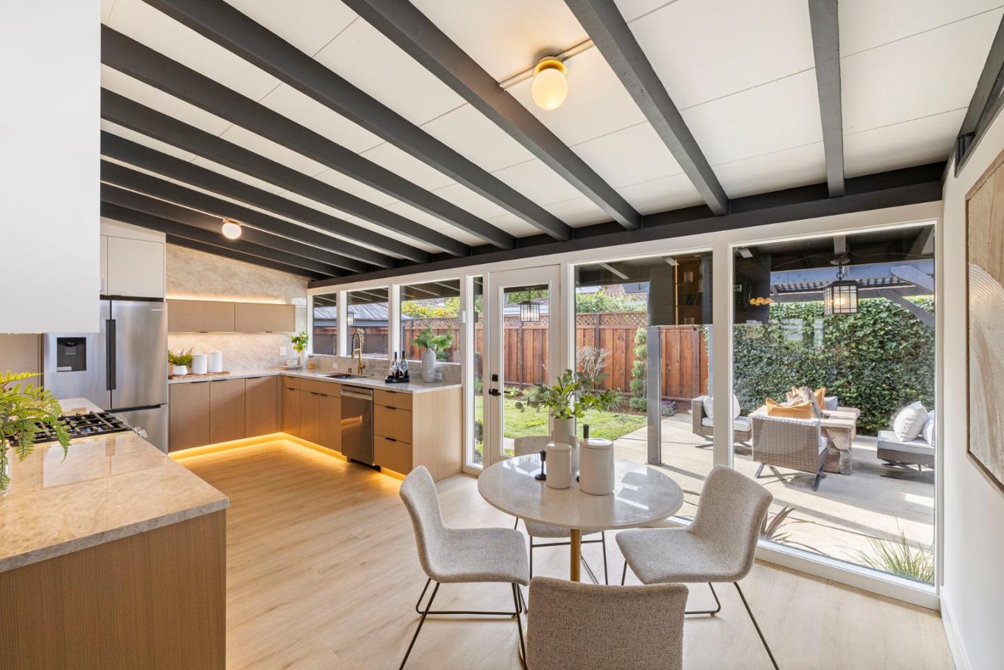 Detail Gallery Image 14 of 50 For 334 Kellogg Way, Santa Clara,  CA 95051 - 3 Beds | 2 Baths