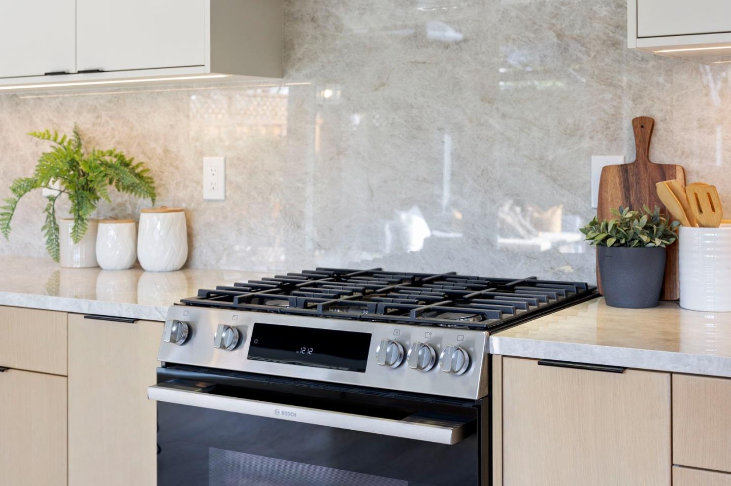 Detail Gallery Image 20 of 50 For 334 Kellogg Way, Santa Clara,  CA 95051 - 3 Beds | 2 Baths