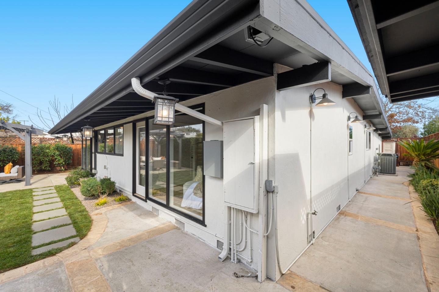 Detail Gallery Image 44 of 50 For 334 Kellogg Way, Santa Clara,  CA 95051 - 3 Beds | 2 Baths