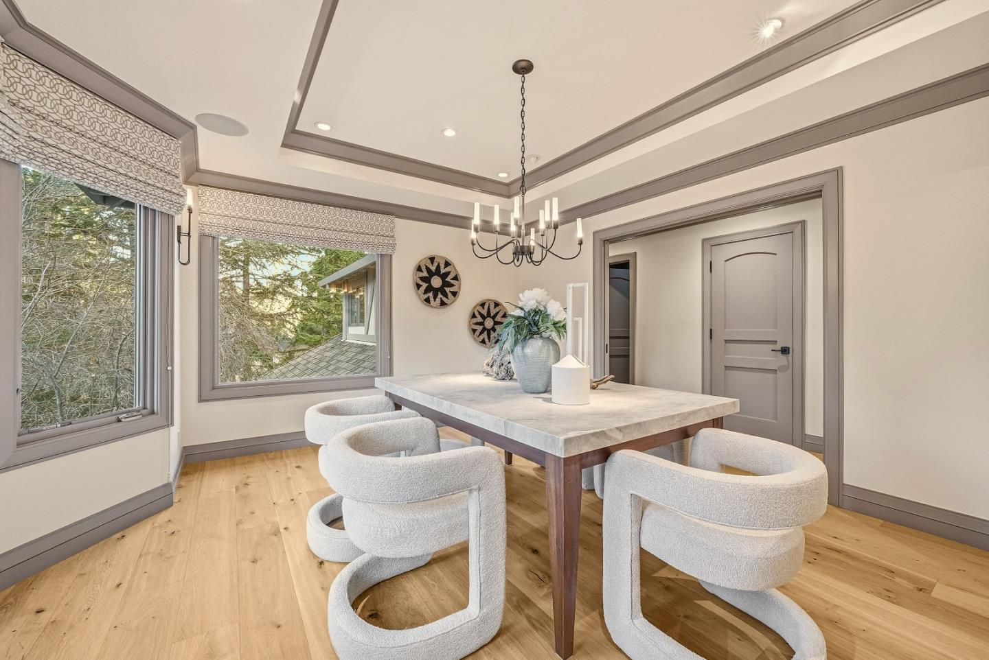 Detail Gallery Image 22 of 61 For 11913 Murietta Ln, Los Altos Hills,  CA 94022 - 4 Beds | 3/1 Baths