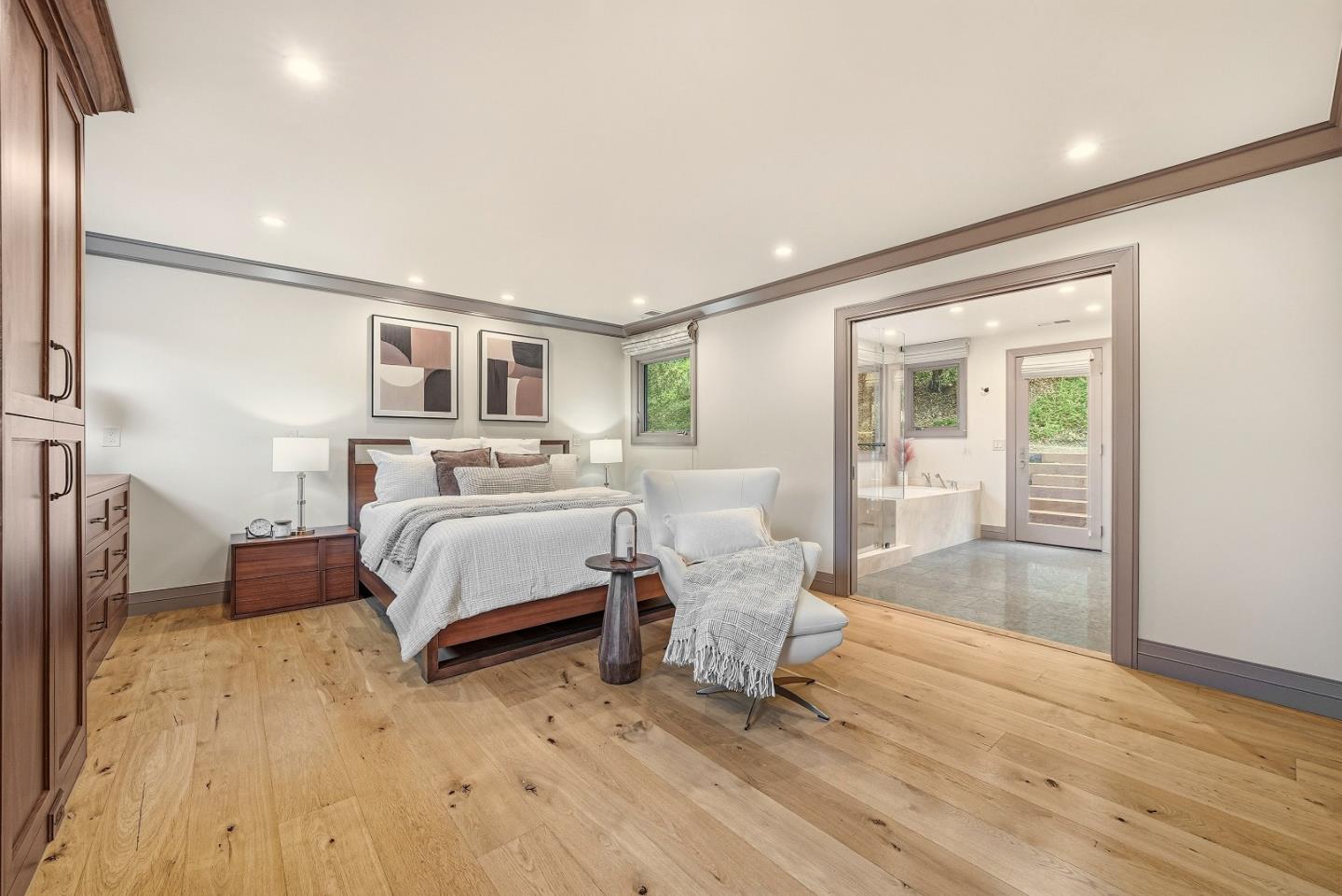 Detail Gallery Image 24 of 61 For 11913 Murietta Ln, Los Altos Hills,  CA 94022 - 4 Beds | 3/1 Baths