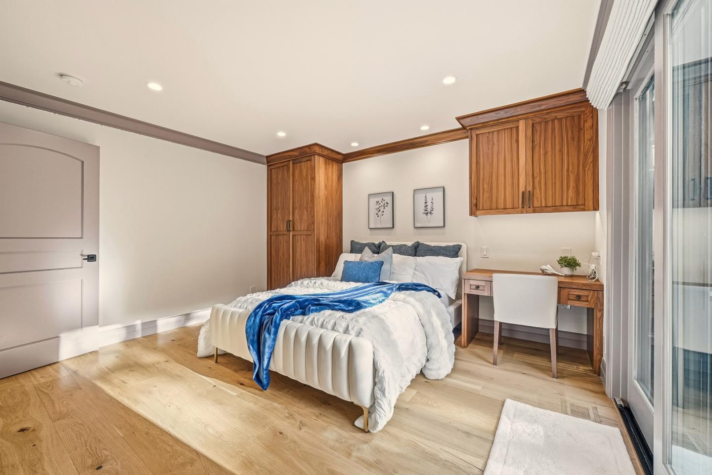 Detail Gallery Image 38 of 61 For 11913 Murietta Ln, Los Altos Hills,  CA 94022 - 4 Beds | 3/1 Baths