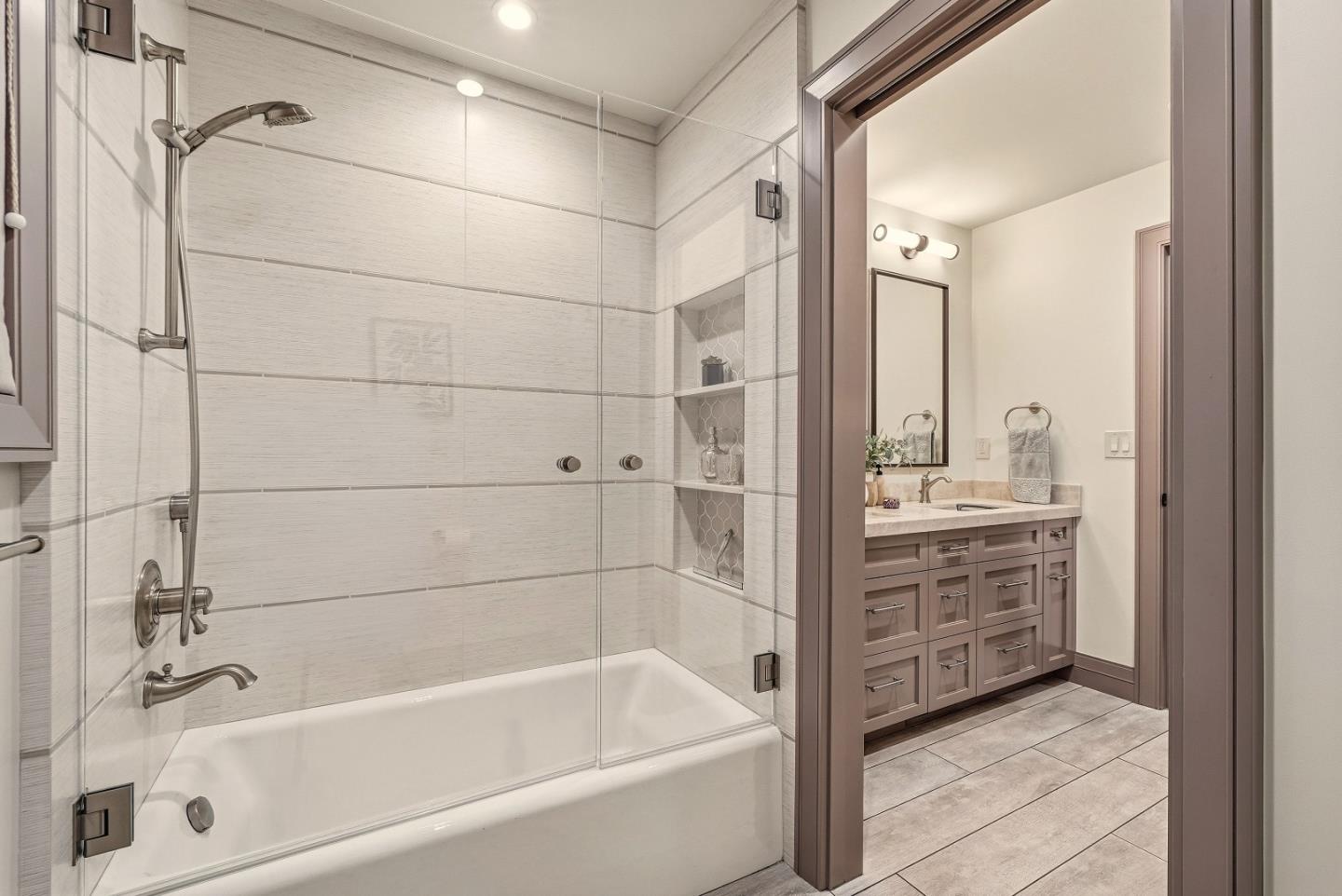 Detail Gallery Image 44 of 61 For 11913 Murietta Ln, Los Altos Hills,  CA 94022 - 4 Beds | 3/1 Baths