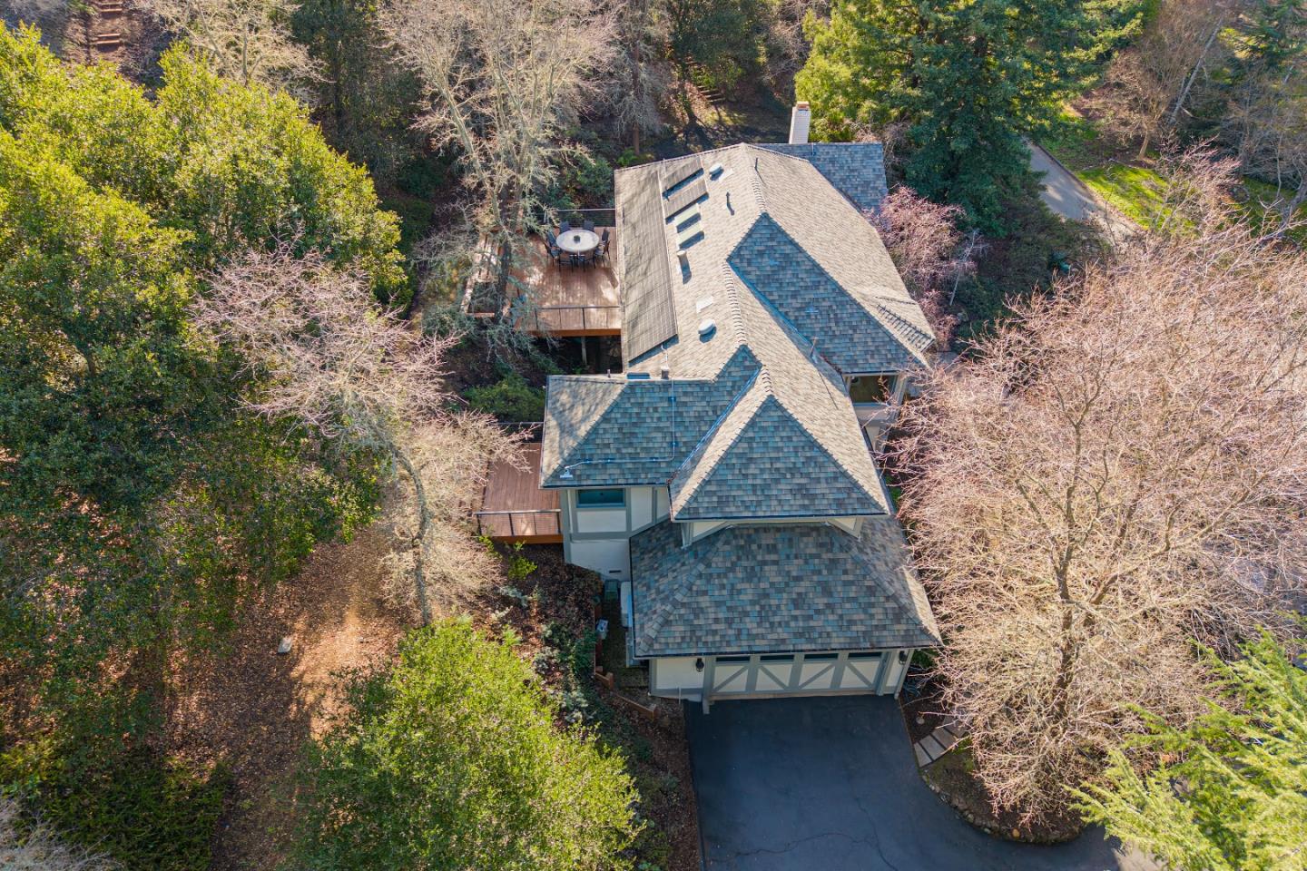 Detail Gallery Image 55 of 61 For 11913 Murietta Ln, Los Altos Hills,  CA 94022 - 4 Beds | 3/1 Baths