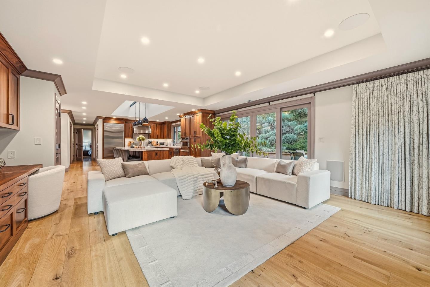 Detail Gallery Image 9 of 61 For 11913 Murietta Ln, Los Altos Hills,  CA 94022 - 4 Beds | 3/1 Baths