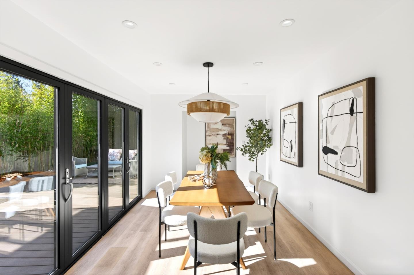 Detail Gallery Image 15 of 38 For 341 Orchard Ave, Sunnyvale,  CA 94085 - 3 Beds | 2 Baths