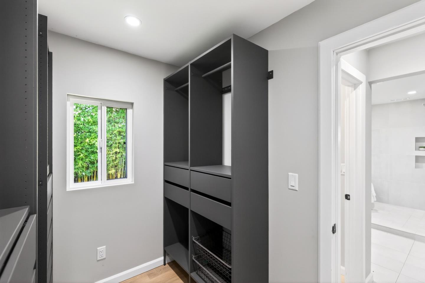 Detail Gallery Image 23 of 38 For 341 Orchard Ave, Sunnyvale,  CA 94085 - 3 Beds | 2 Baths