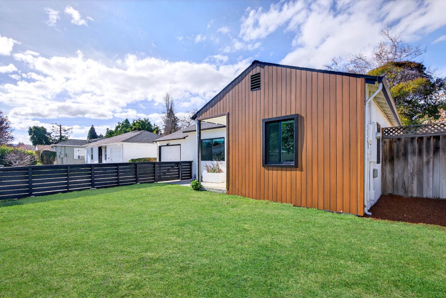 Detail Gallery Image 37 of 38 For 341 Orchard Ave, Sunnyvale,  CA 94085 - 3 Beds | 2 Baths