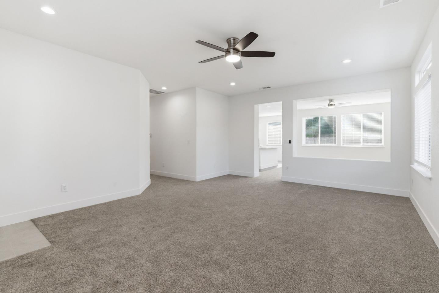 Detail Gallery Image 7 of 37 For 3126 Rutherford Dr, Stockton,  CA 95212 - 4 Beds | 2 Baths