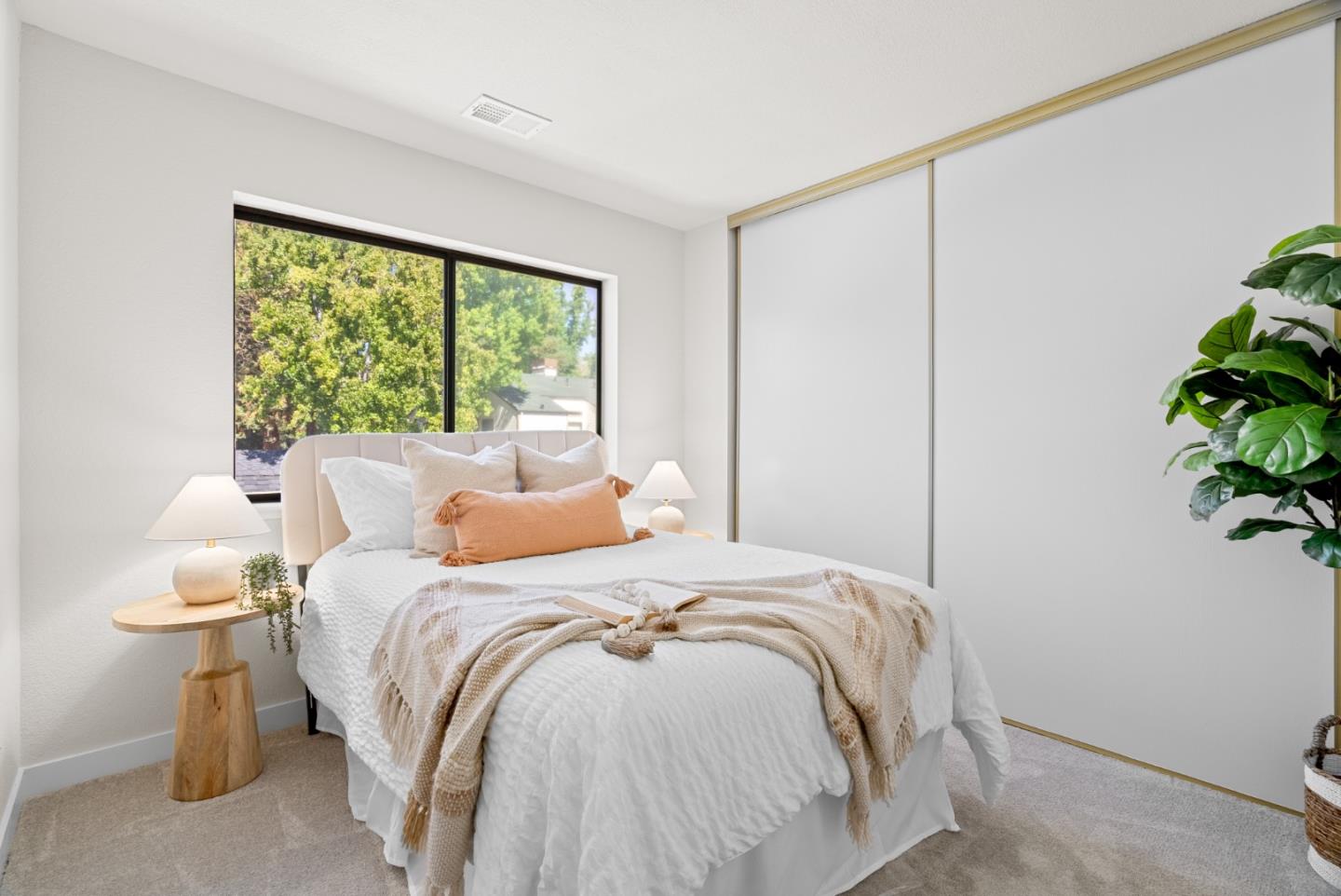 Photo #8: ML82032832 Listing: Photo #8