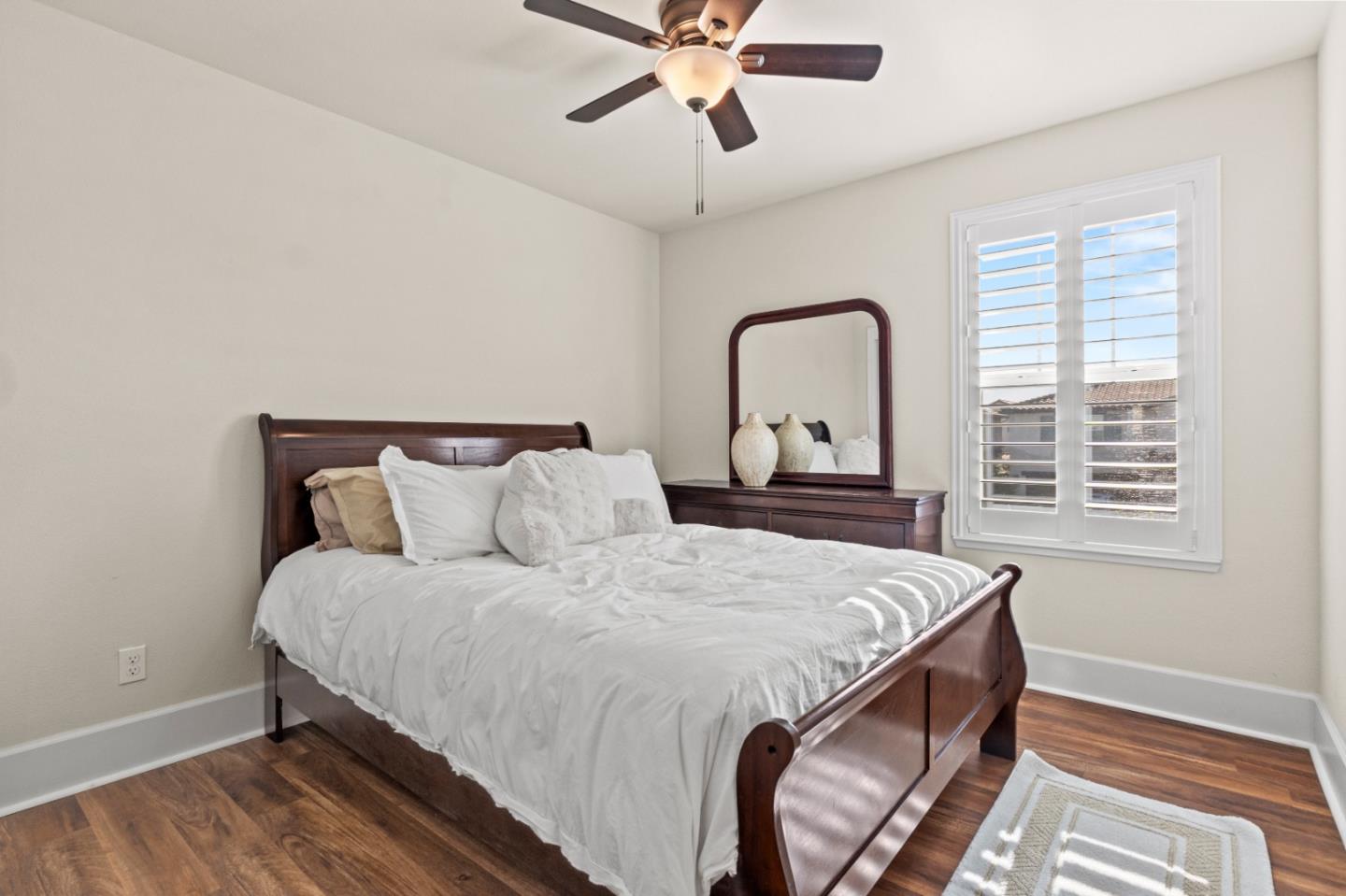 Detail Gallery Image 17 of 40 For 1215 Campania Way, Salinas,  CA 93905 - 4 Beds | 3 Baths