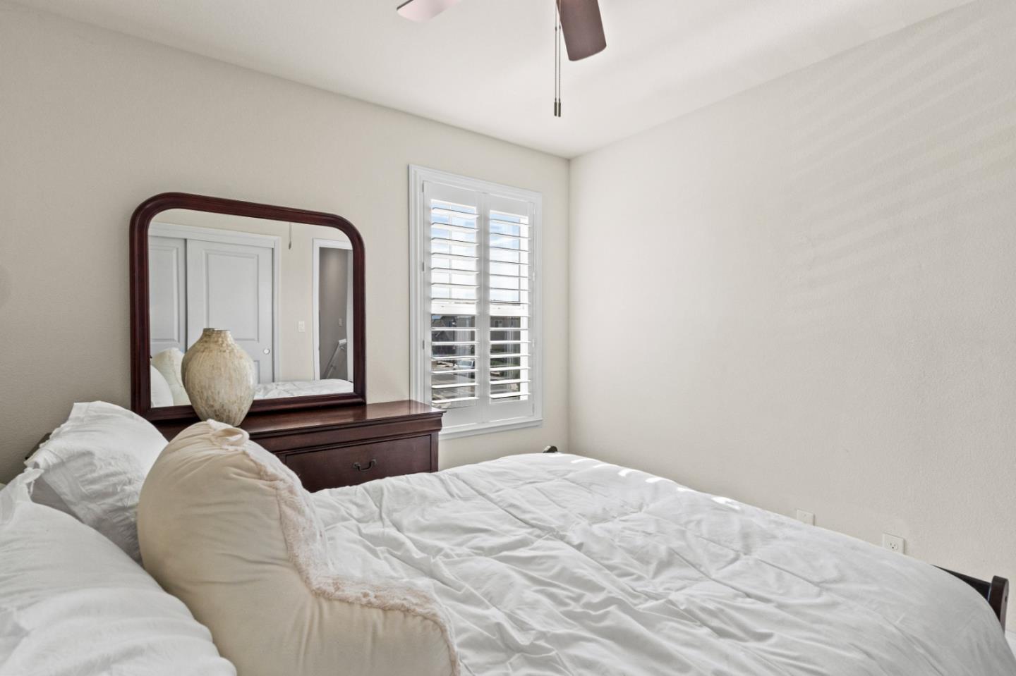 Detail Gallery Image 18 of 40 For 1215 Campania Way, Salinas,  CA 93905 - 4 Beds | 3 Baths