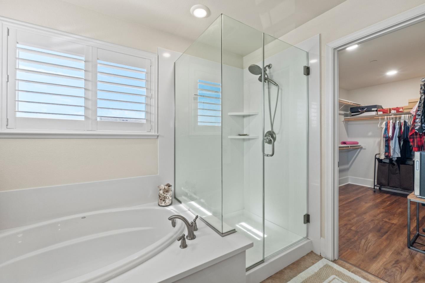 Detail Gallery Image 29 of 40 For 1215 Campania Way, Salinas,  CA 93905 - 4 Beds | 3 Baths