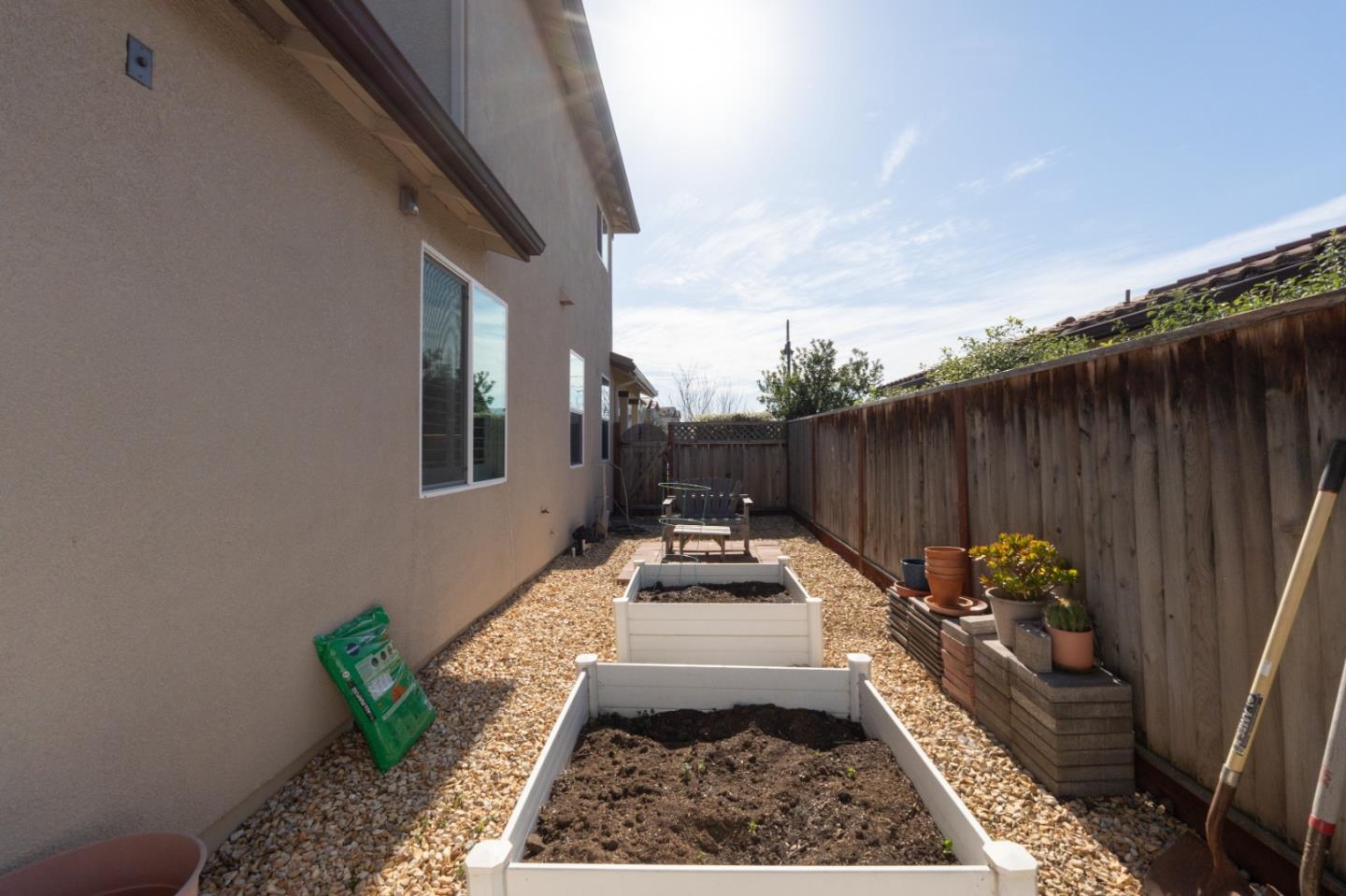 Detail Gallery Image 37 of 40 For 1215 Campania Way, Salinas,  CA 93905 - 4 Beds | 3 Baths