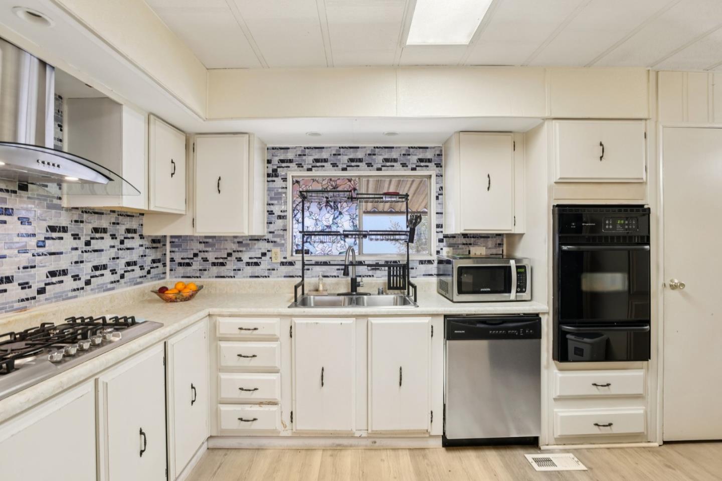 Detail Gallery Image 14 of 36 For 818 Villa Teresa Way #818,  San Jose,  CA 95123 - 3 Beds | 2 Baths