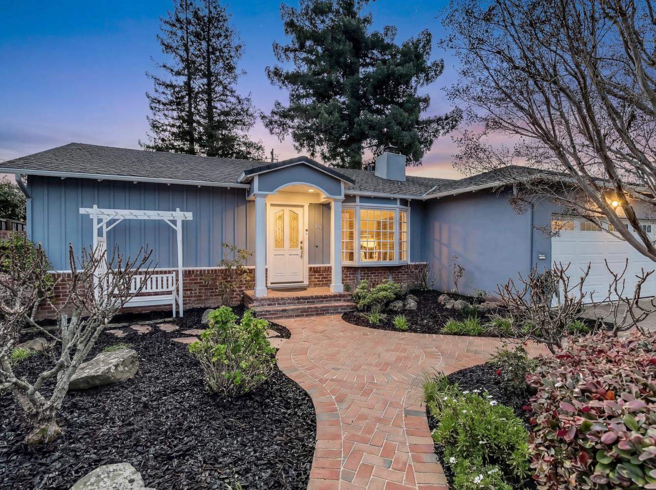 Detail Gallery Image 25 of 26 For 775 Arbor Rd, Menlo Park,  CA 94025 - 3 Beds | 3 Baths