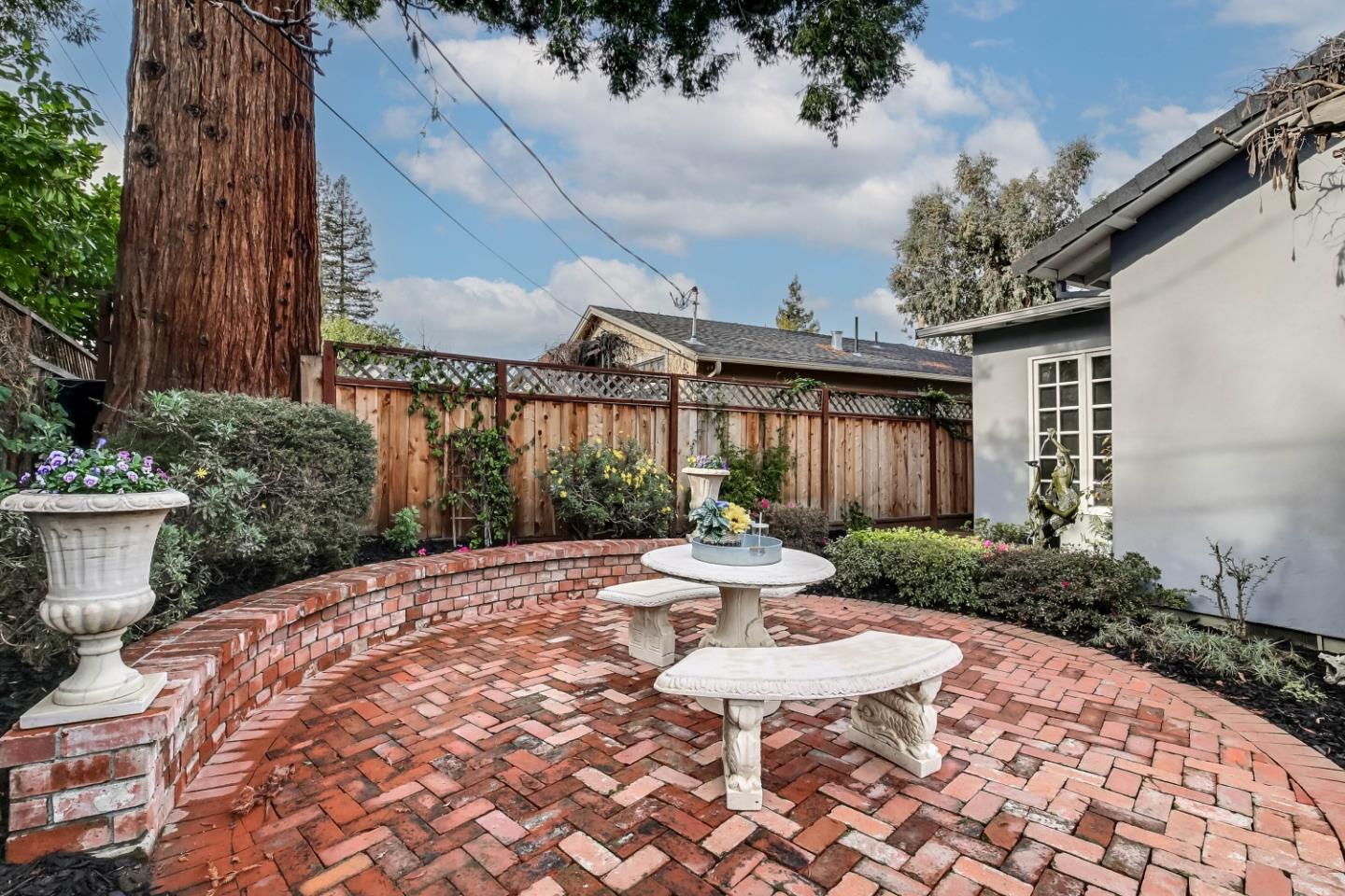 Detail Gallery Image 26 of 26 For 775 Arbor Rd, Menlo Park,  CA 94025 - 3 Beds | 3 Baths