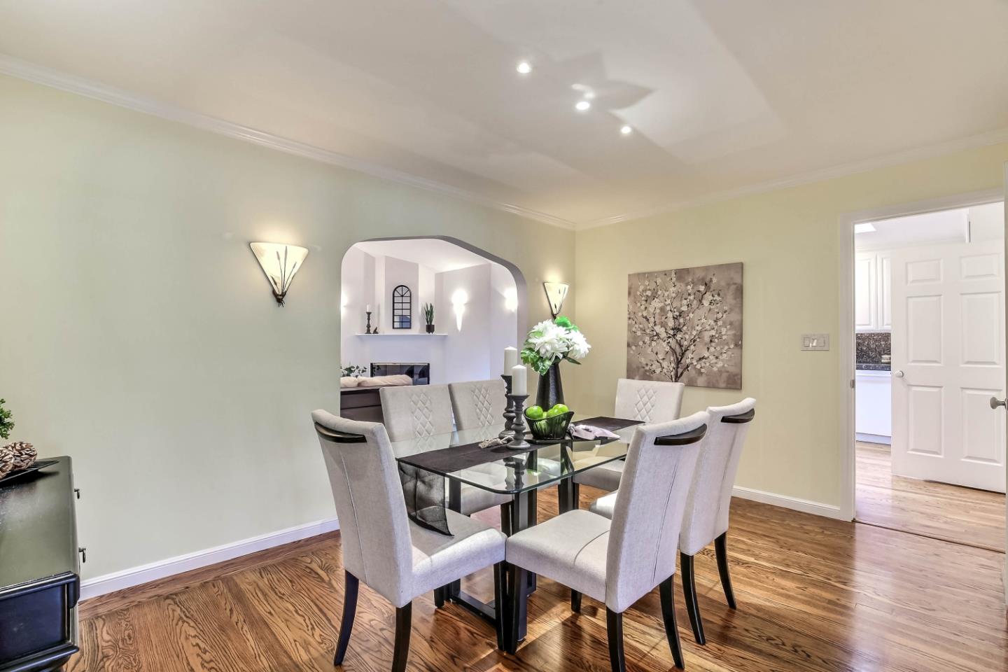 Detail Gallery Image 7 of 26 For 775 Arbor Rd, Menlo Park,  CA 94025 - 3 Beds | 3 Baths