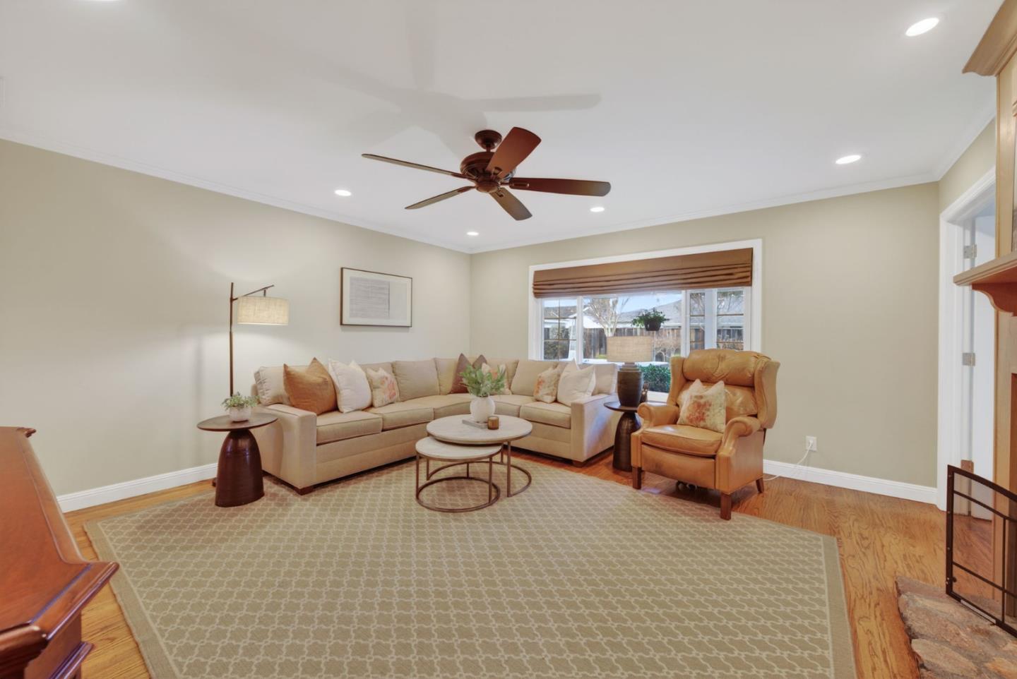 Detail Gallery Image 20 of 60 For 2338 Gunar Dr, San Jose,  CA 95124 - 4 Beds | 2/1 Baths