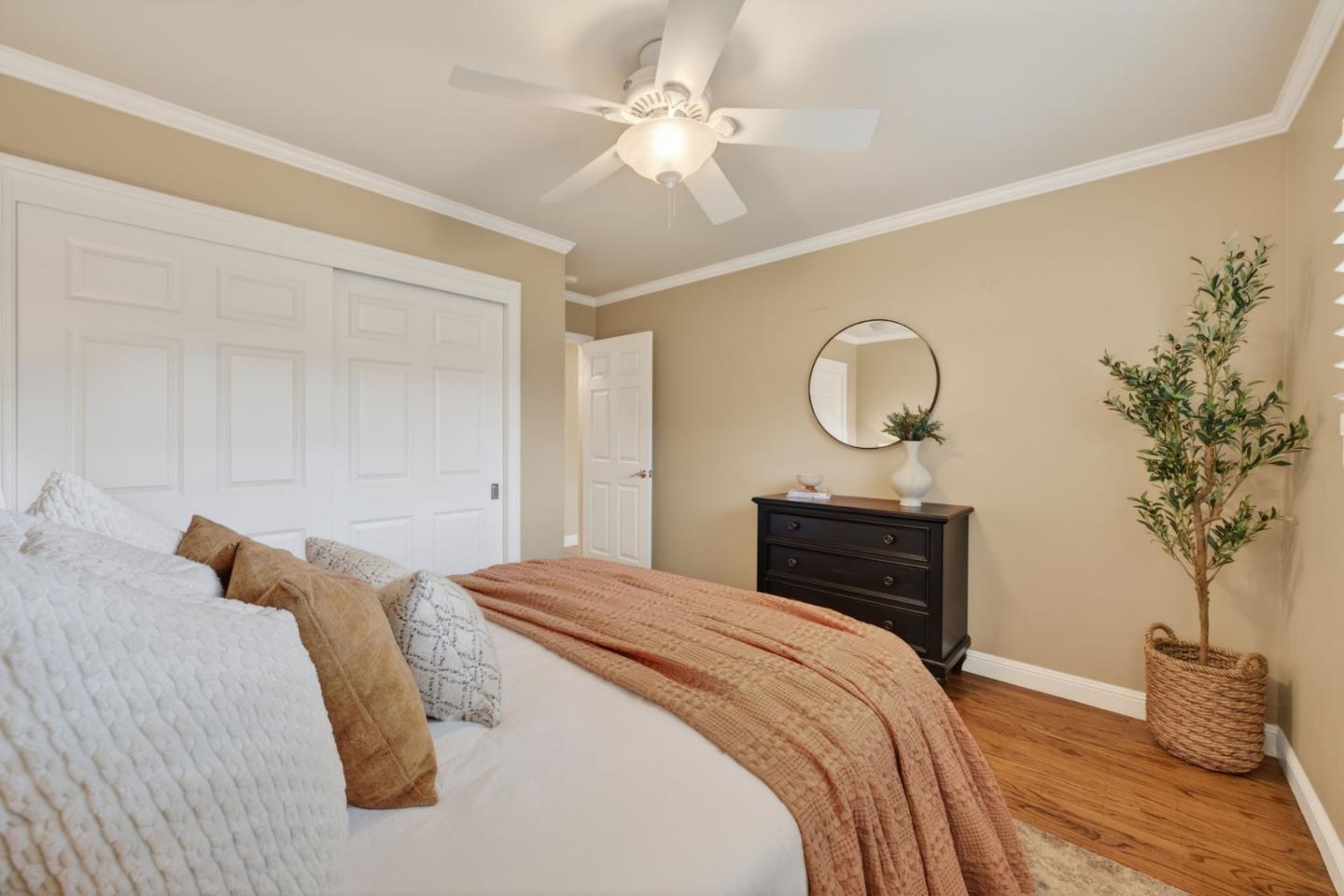 Detail Gallery Image 28 of 60 For 2338 Gunar Dr, San Jose,  CA 95124 - 4 Beds | 2/1 Baths