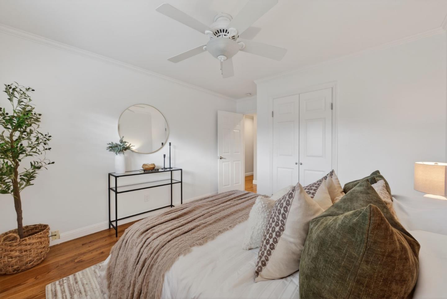 Detail Gallery Image 33 of 60 For 2338 Gunar Dr, San Jose,  CA 95124 - 4 Beds | 2/1 Baths