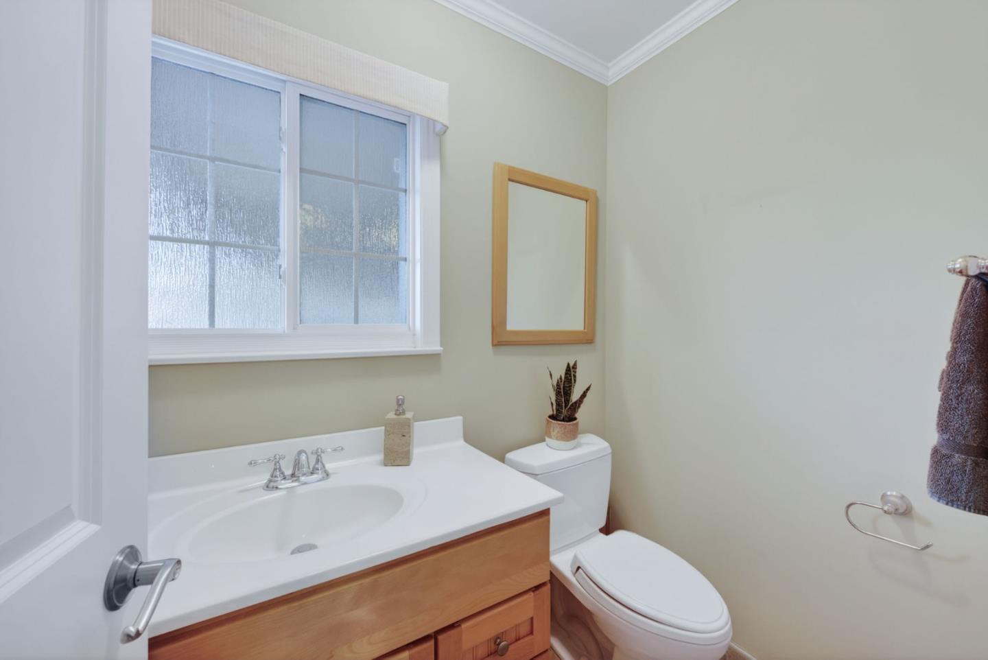 Detail Gallery Image 38 of 60 For 2338 Gunar Dr, San Jose,  CA 95124 - 4 Beds | 2/1 Baths