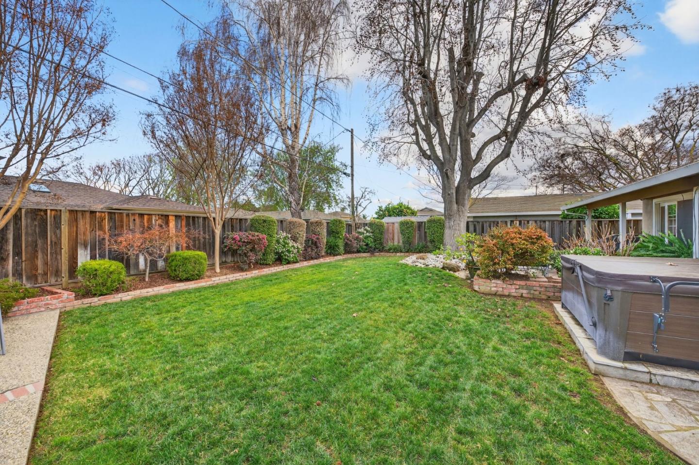 Detail Gallery Image 45 of 60 For 2338 Gunar Dr, San Jose,  CA 95124 - 4 Beds | 2/1 Baths