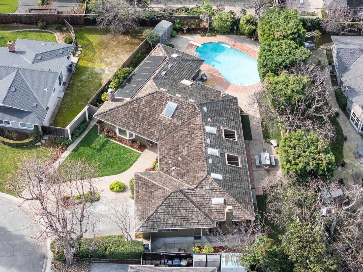 Detail Gallery Image 38 of 42 For 260 Trianon Way, Los Altos,  CA 94022 - 4 Beds | 3 Baths