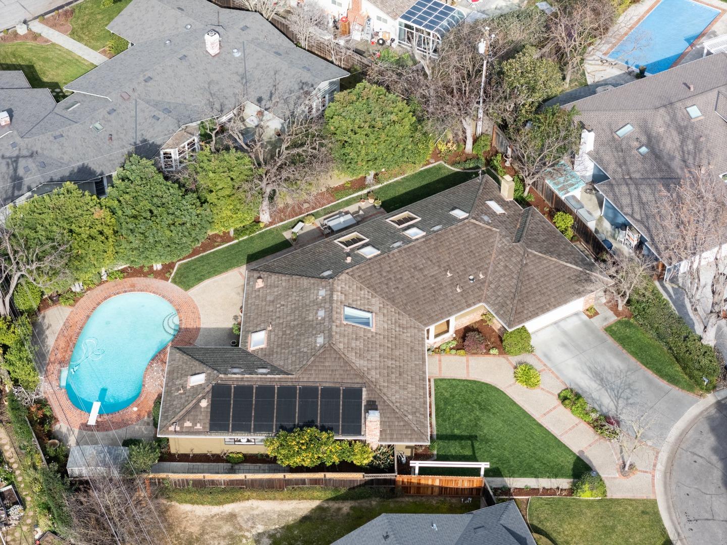 Detail Gallery Image 41 of 42 For 260 Trianon Way, Los Altos,  CA 94022 - 4 Beds | 3 Baths