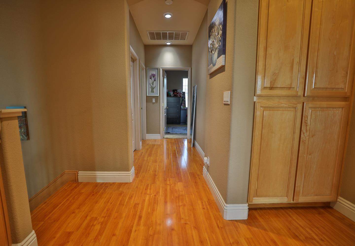 Detail Gallery Image 23 of 37 For 3032 Grasmere Cir, Roseville,  CA 95661 - 4 Beds | 3 Baths