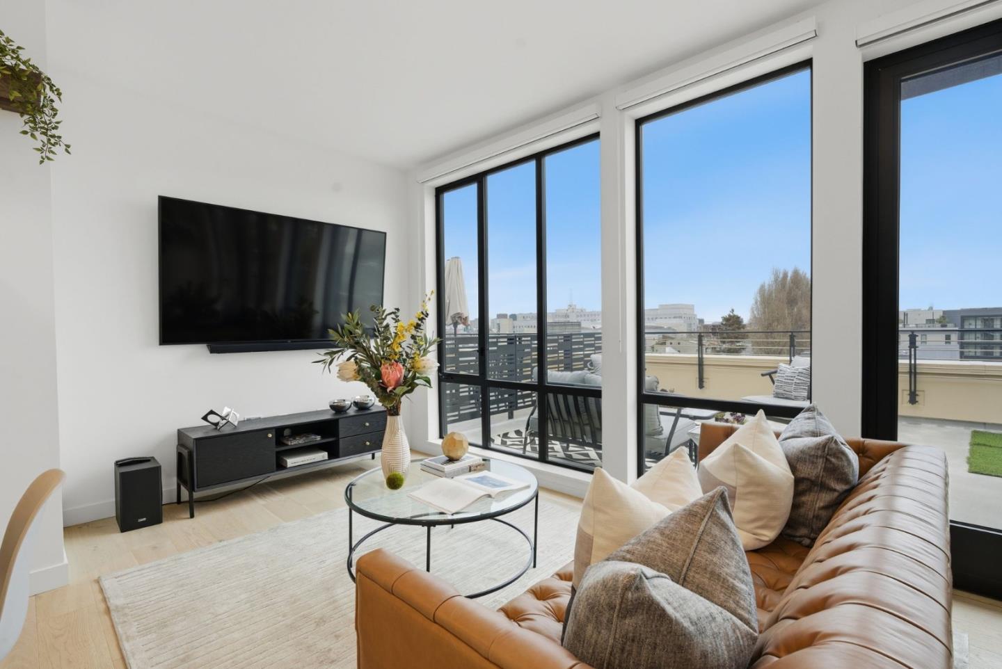 Detail Gallery Image 4 of 42 For 99 Rausch St #524,  San Francisco,  CA 94103 - 2 Beds | 2 Baths