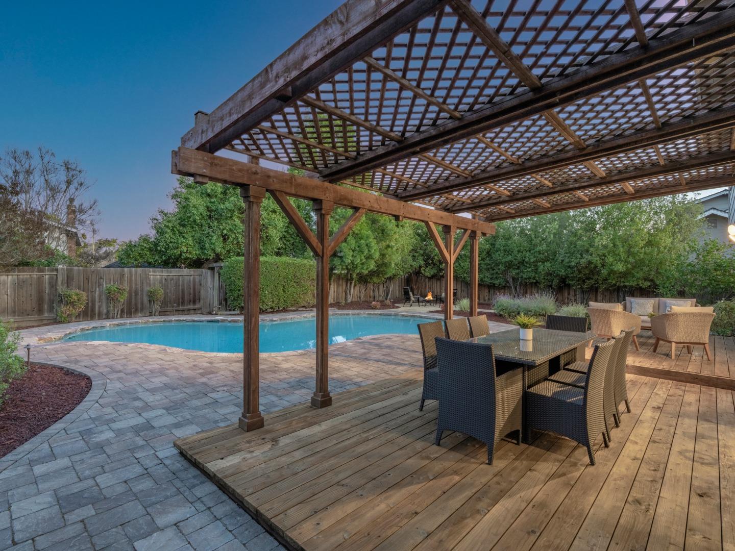 Detail Gallery Image 21 of 39 For 1458 Medallion Dr, San Jose,  CA 95120 - 5 Beds | 2/1 Baths