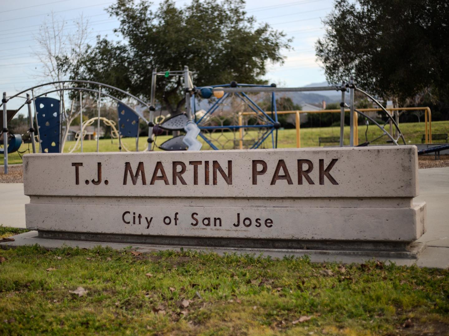 Detail Gallery Image 33 of 39 For 1458 Medallion Dr, San Jose,  CA 95120 - 5 Beds | 2/1 Baths