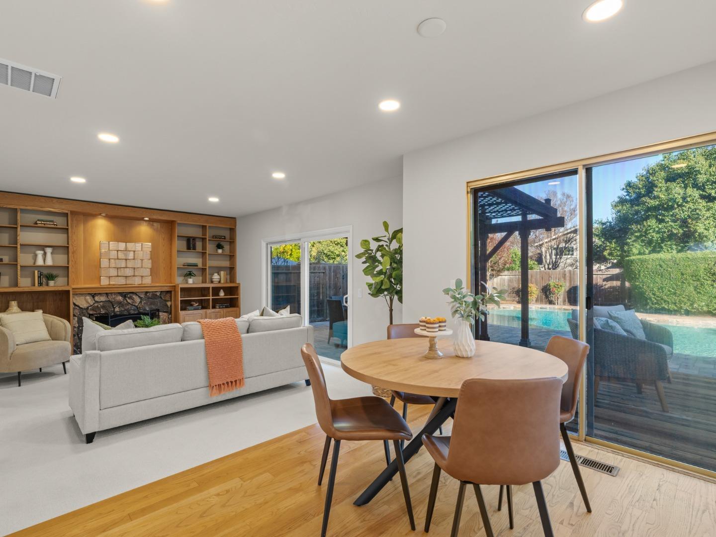 Detail Gallery Image 8 of 39 For 1458 Medallion Dr, San Jose,  CA 95120 - 5 Beds | 2/1 Baths