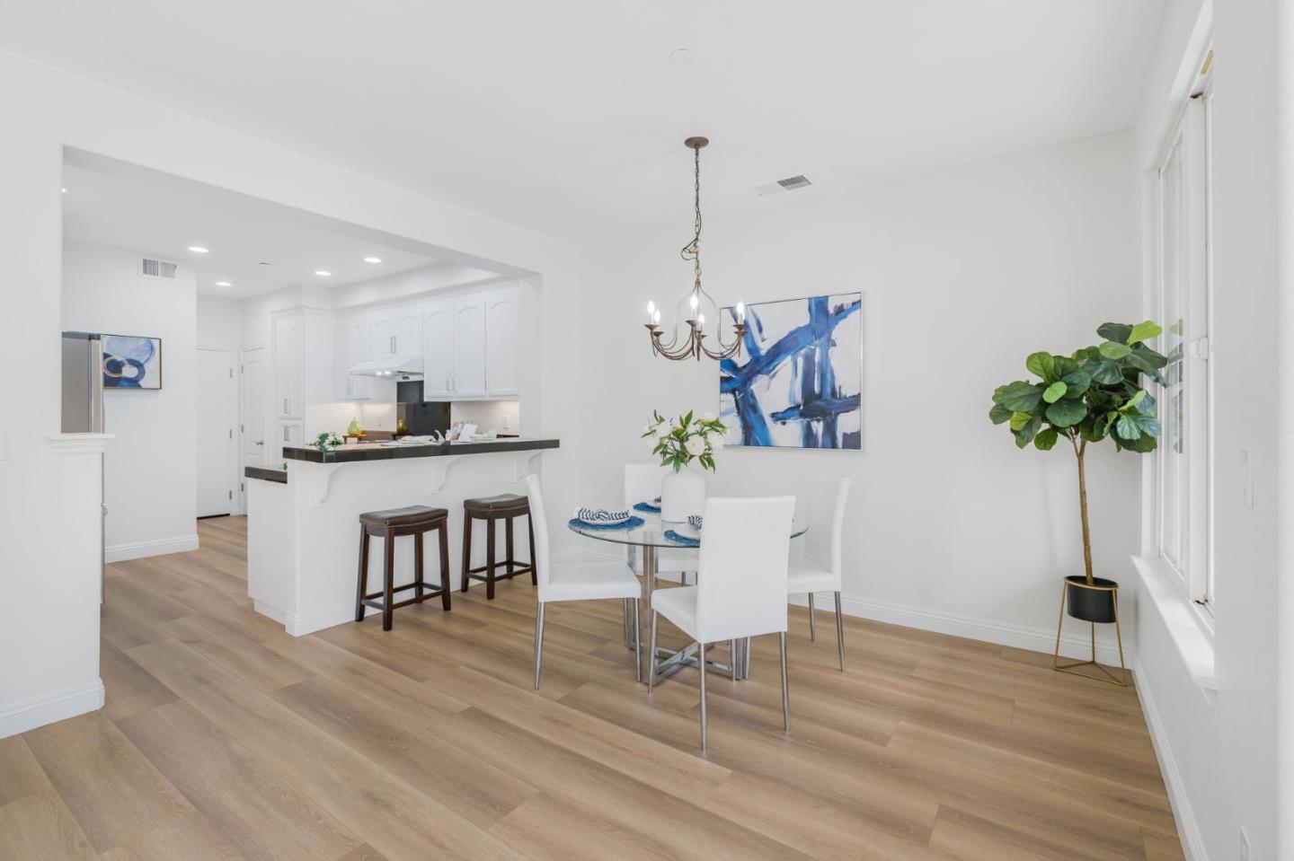 Detail Gallery Image 11 of 35 For 49063 Woodgrove Cmn, Fremont,  CA 94539 - 3 Beds | 2/1 Baths