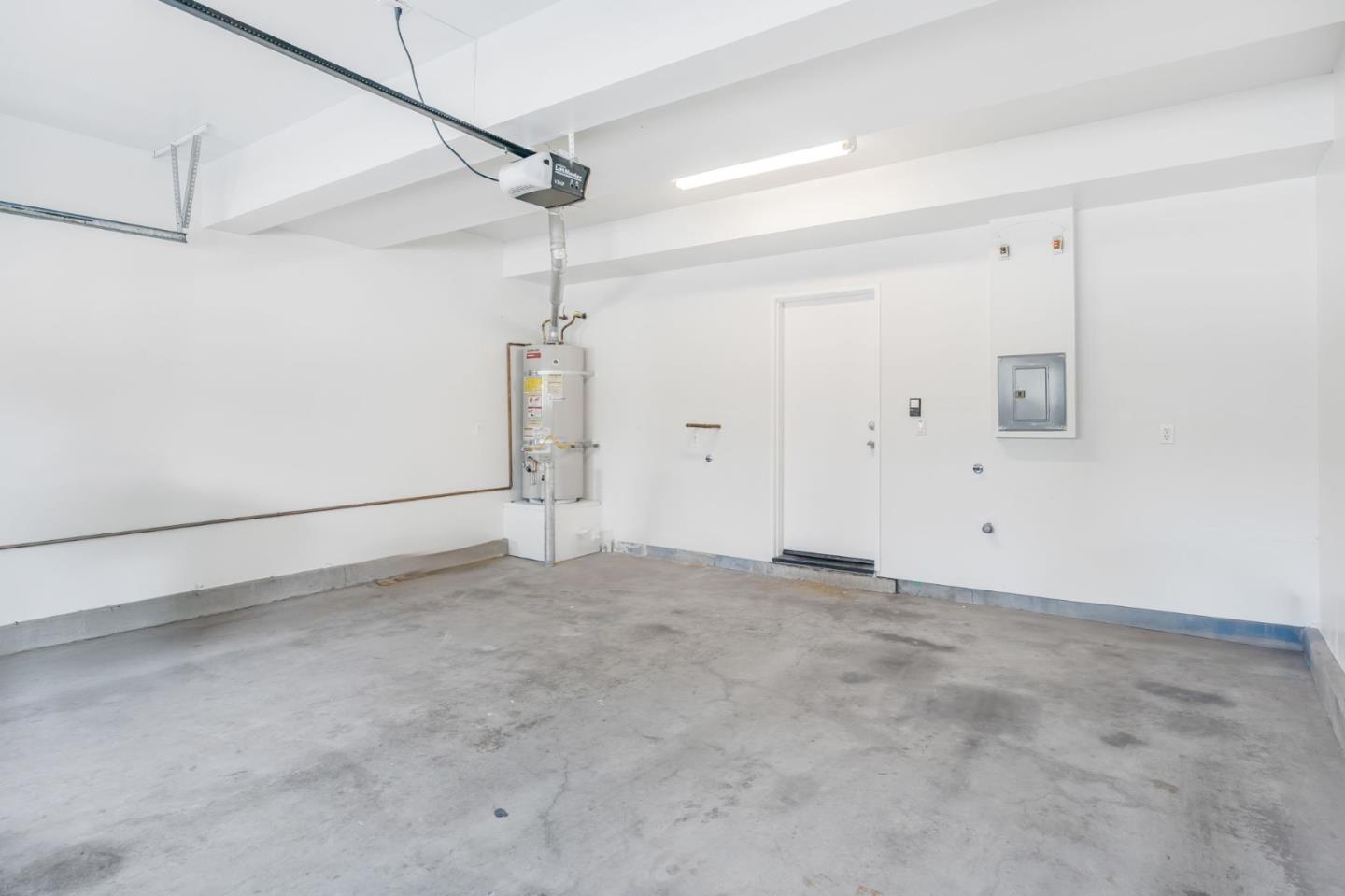 Detail Gallery Image 19 of 35 For 49063 Woodgrove Cmn, Fremont,  CA 94539 - 3 Beds | 2/1 Baths