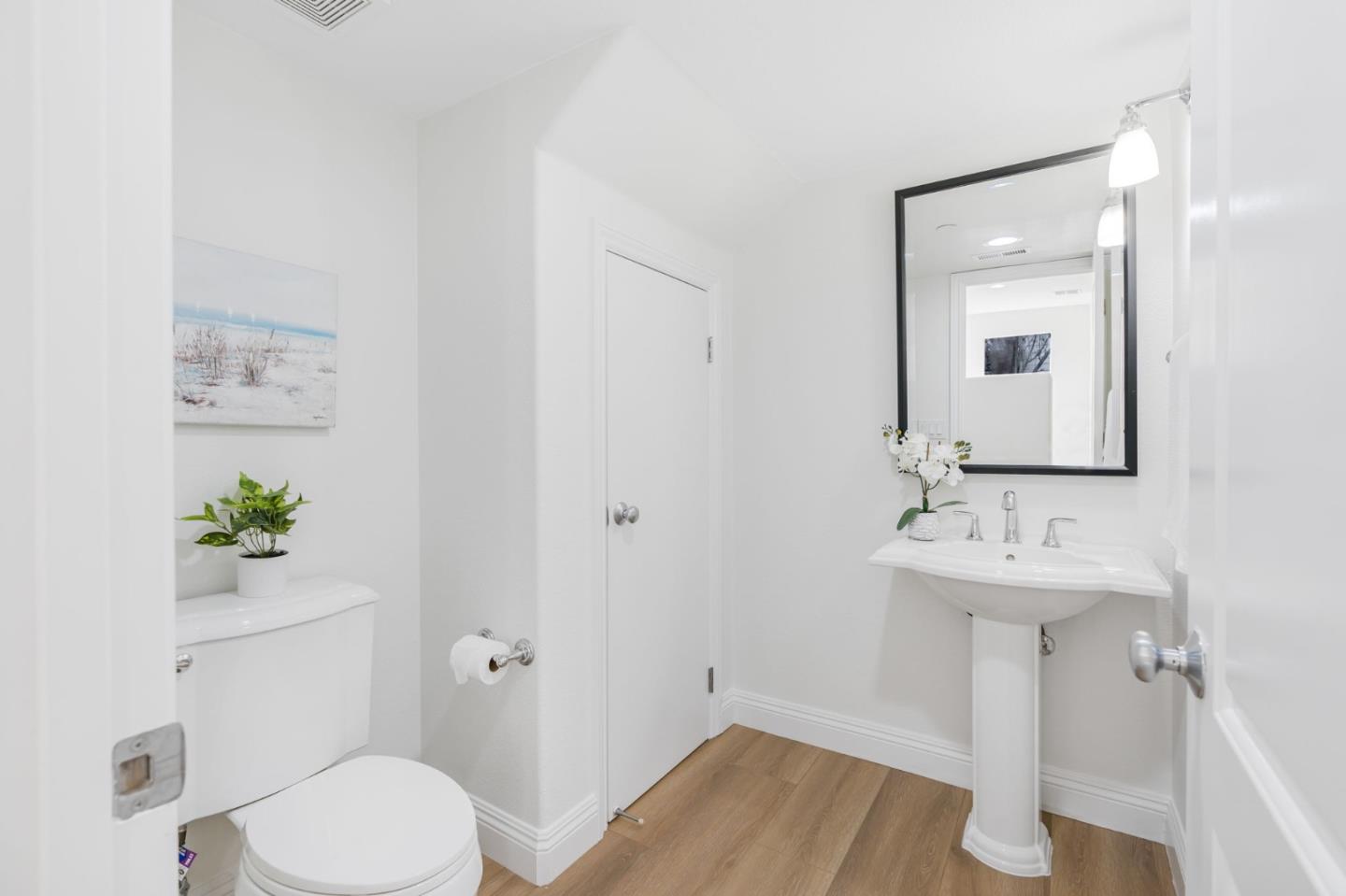 Detail Gallery Image 20 of 35 For 49063 Woodgrove Cmn, Fremont,  CA 94539 - 3 Beds | 2/1 Baths