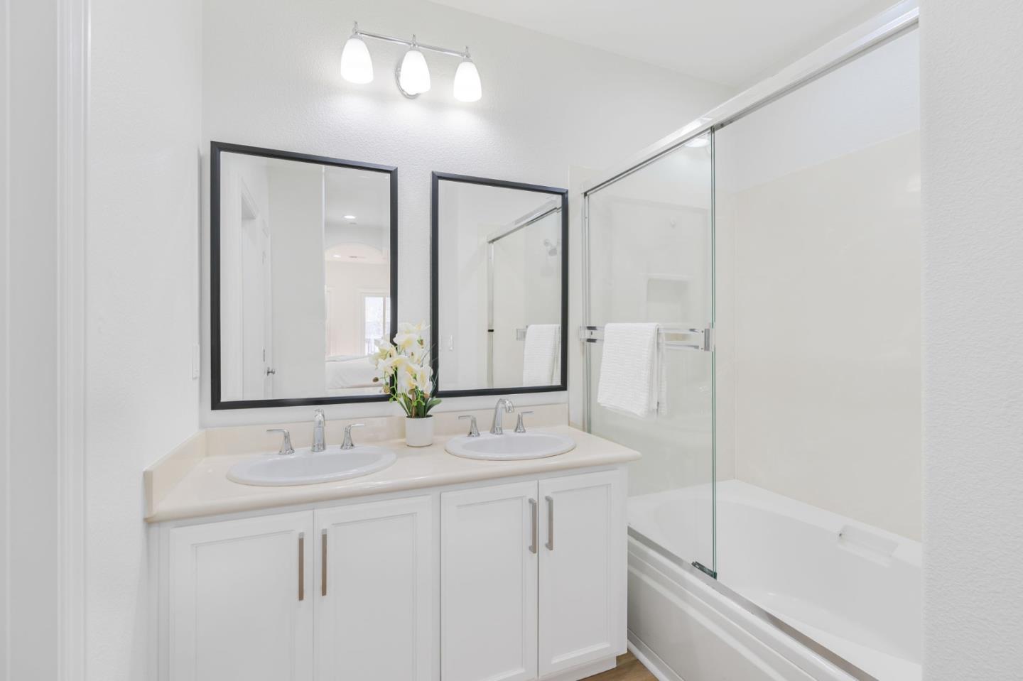 Detail Gallery Image 25 of 35 For 49063 Woodgrove Cmn, Fremont,  CA 94539 - 3 Beds | 2/1 Baths