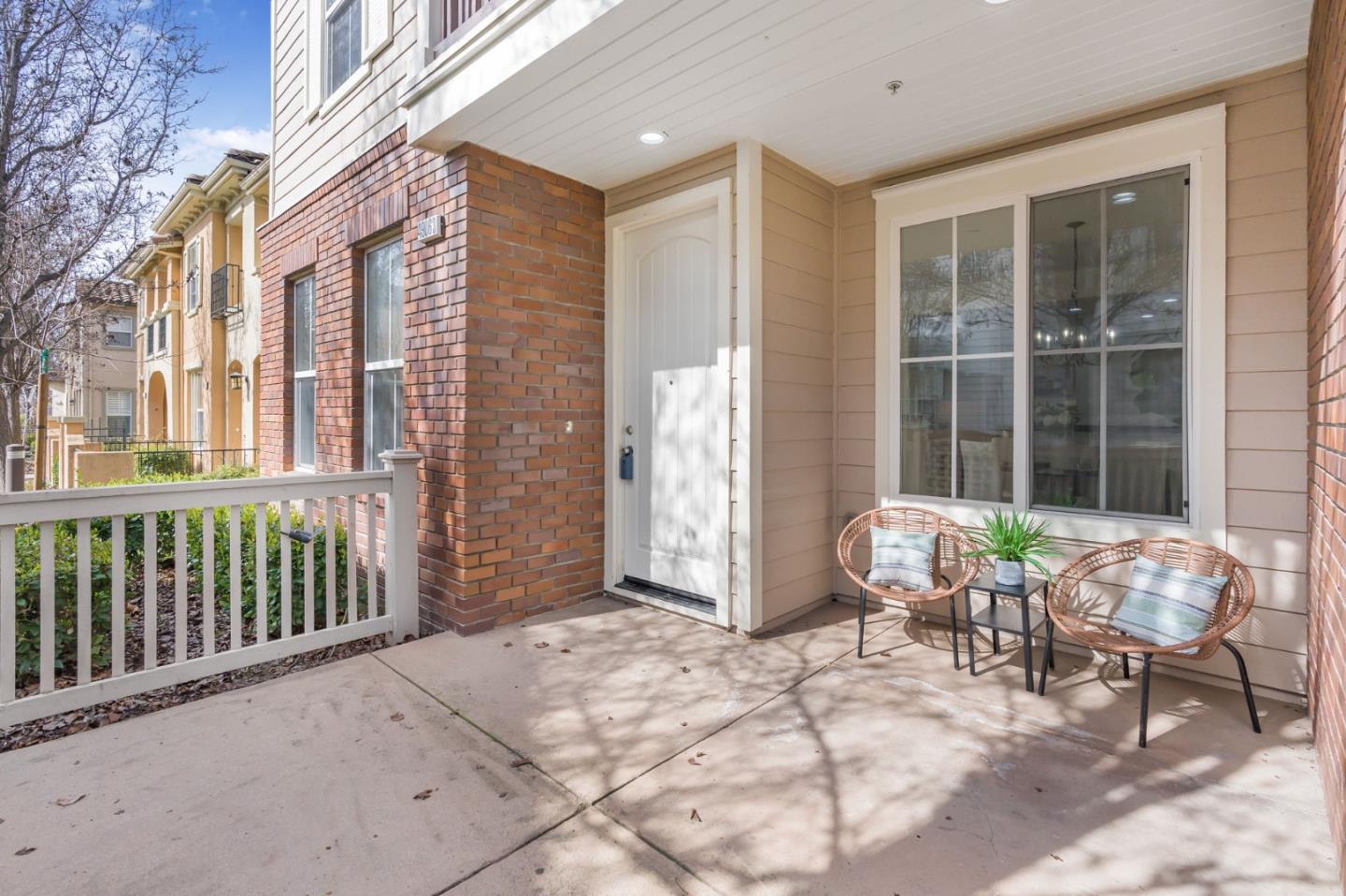 Detail Gallery Image 5 of 35 For 49063 Woodgrove Cmn, Fremont,  CA 94539 - 3 Beds | 2/1 Baths