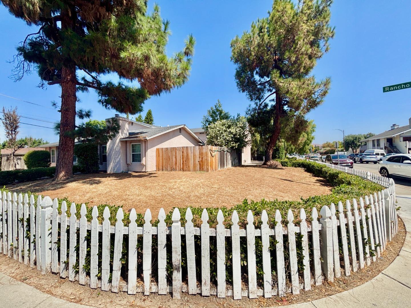 Detail Gallery Image 12 of 21 For 3814 Seven Trees Blvd, San Jose,  CA 95111 - – Beds | – Baths