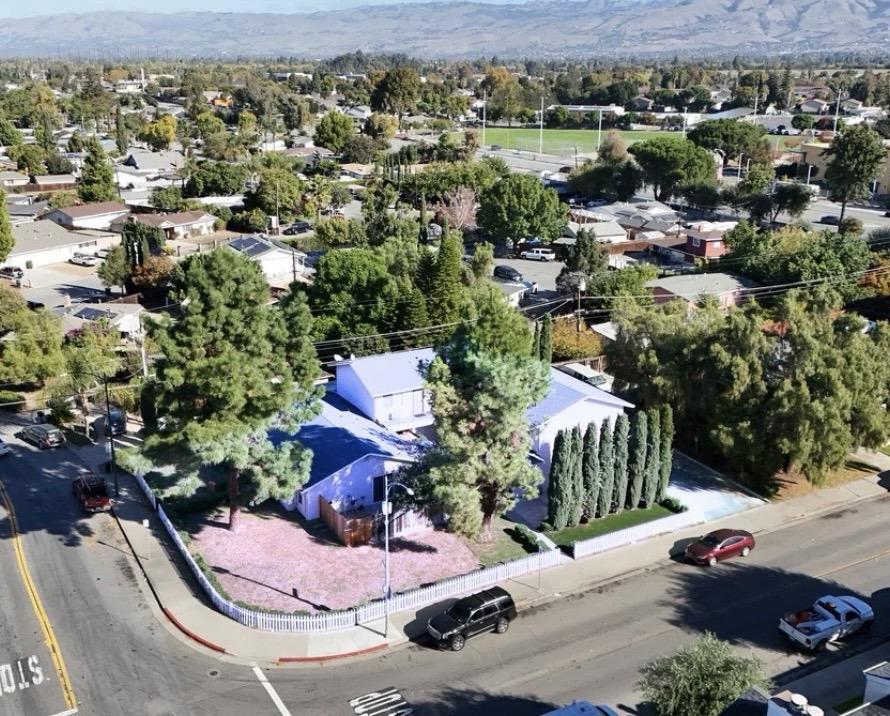 Detail Gallery Image 3 of 21 For 3814 Seven Trees Blvd, San Jose,  CA 95111 - – Beds | – Baths