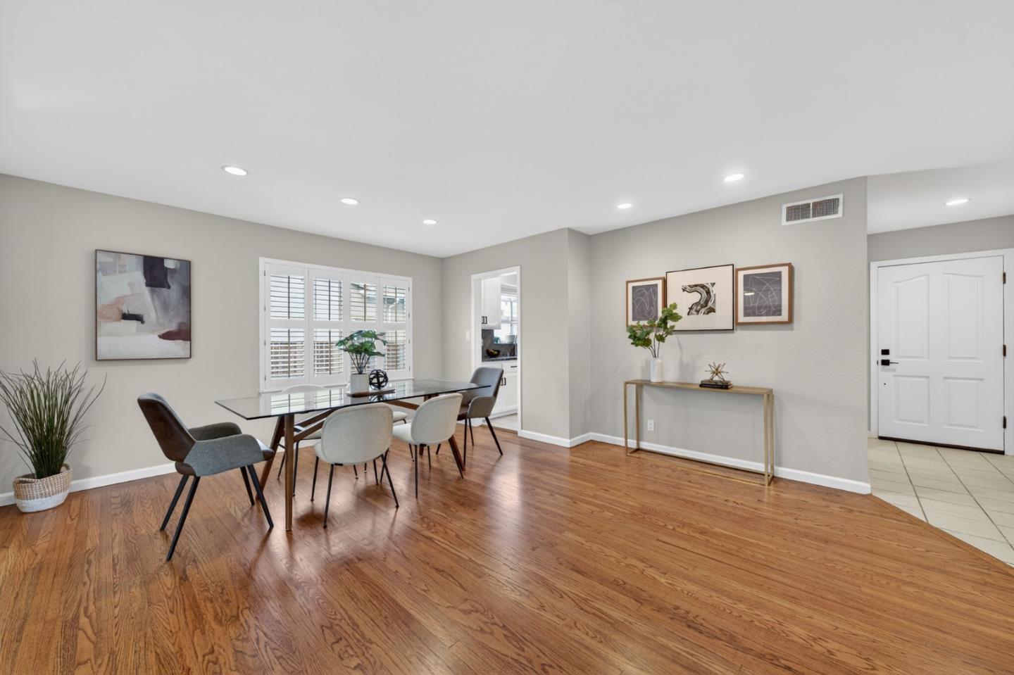 Detail Gallery Image 13 of 53 For 175 Barker St, Milpitas,  CA 95035 - 3 Beds | 2 Baths