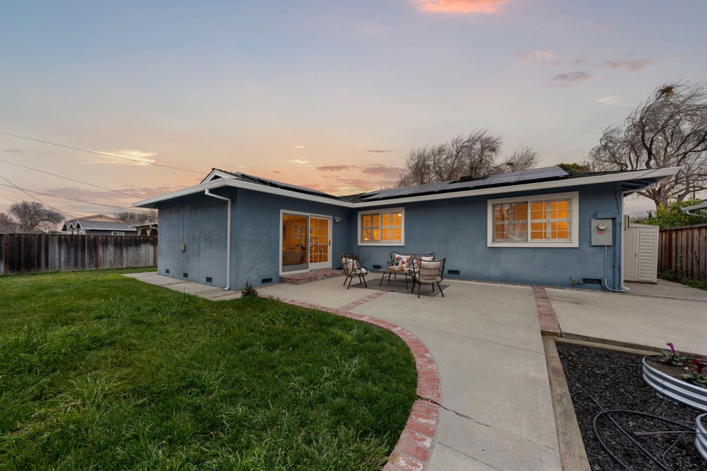 Detail Gallery Image 32 of 53 For 175 Barker St, Milpitas,  CA 95035 - 3 Beds | 2 Baths