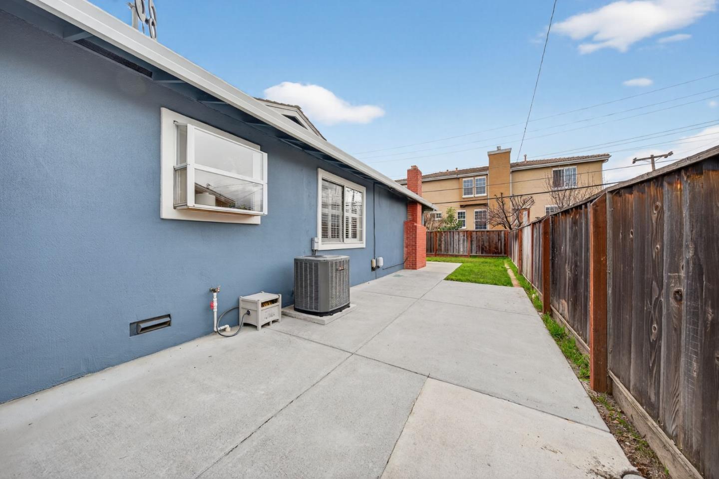 Detail Gallery Image 36 of 53 For 175 Barker St, Milpitas,  CA 95035 - 3 Beds | 2 Baths