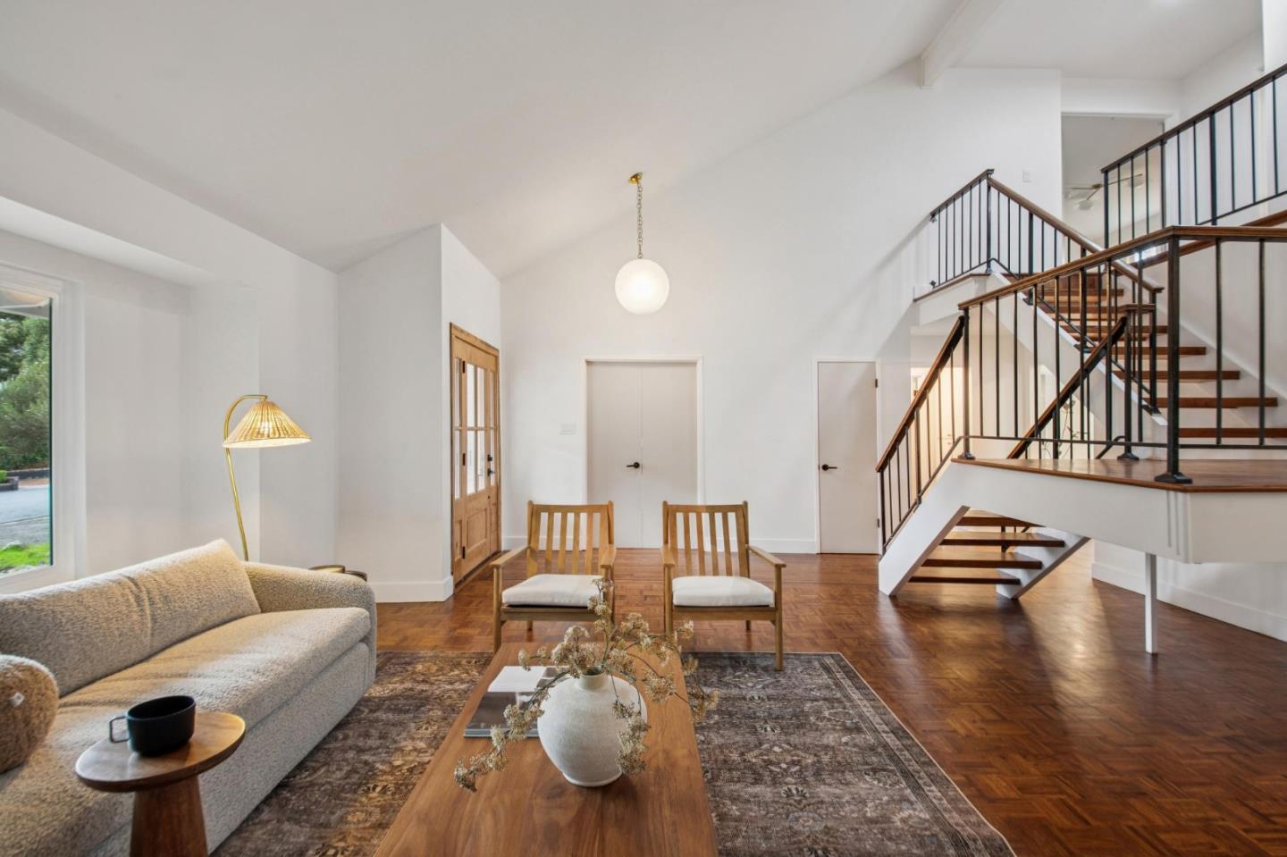 Detail Gallery Image 10 of 47 For 728 Le Mans Way, Half Moon Bay,  CA 94019 - 4 Beds | 3 Baths